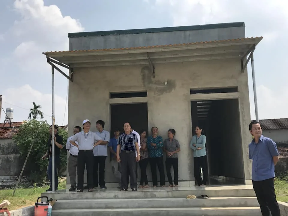 Công trình xây nhà tình thương cho các gia đình thuyền chài sống trên Sông Mã