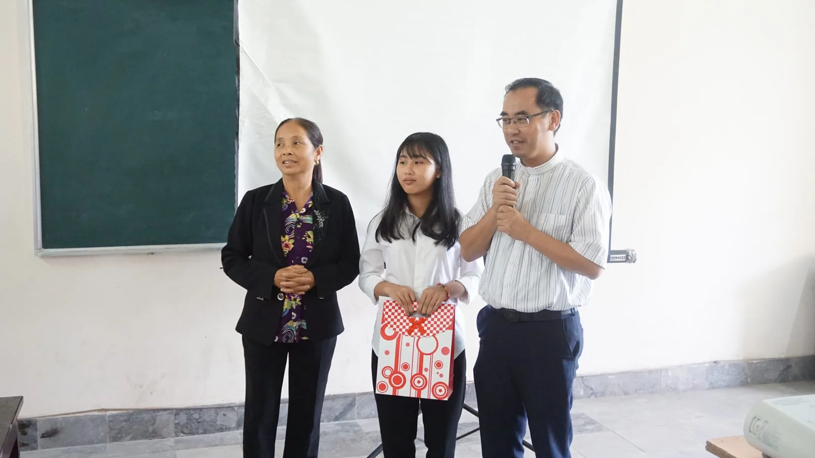 Caritas Thanh Hóa: Khóa Tập Huấn “Bảo Vệ Sức Khỏe Cho Người Nhiễm HIV”