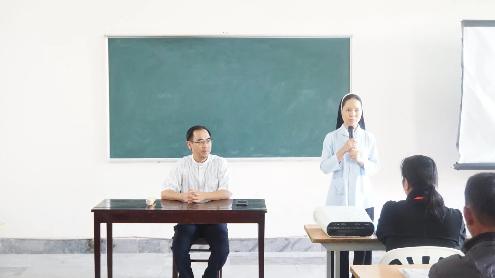 Caritas Thanh Hóa: Khóa Tập Huấn “Bảo Vệ Sức Khỏe Cho Người Nhiễm HIV”