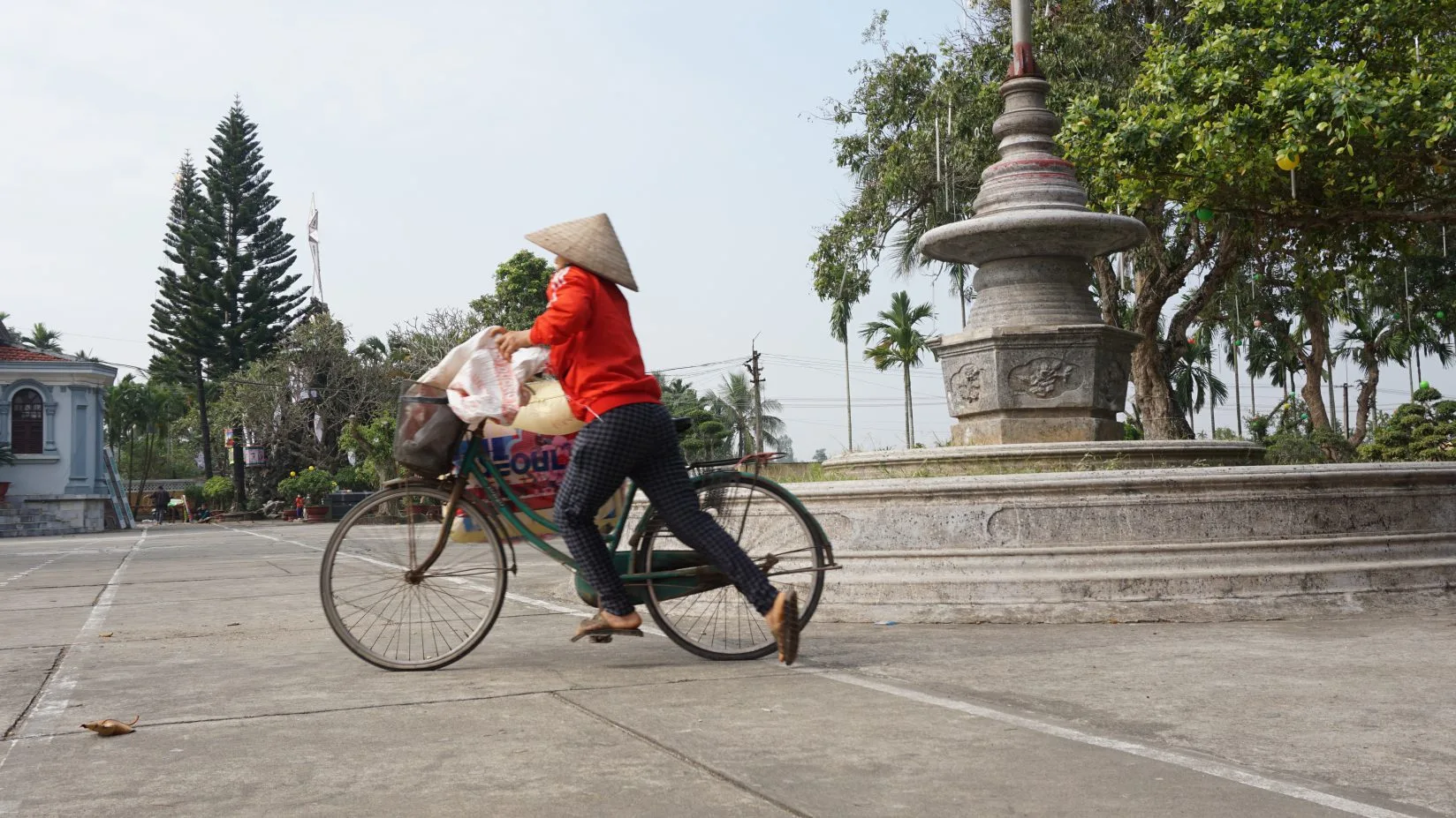 Caritas Thanh Hóa: Tặng Chăn Ấm Cho Người Nghèo
