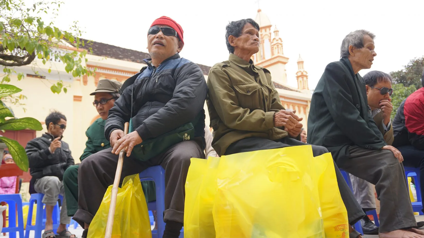 Caritas Thanh Hóa: Thăm Và Tặng Quà Tết Cho Người Nghèo và Hội Người Mù Huyện Vĩnh Lộc