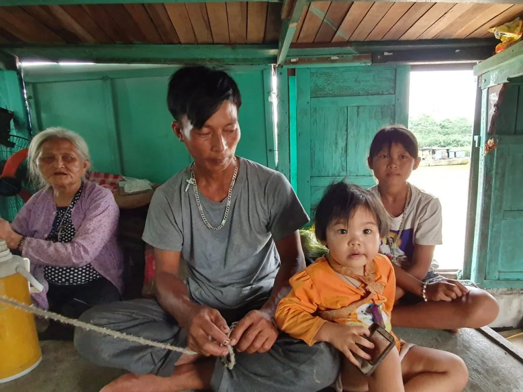 MẤT MẸ LÀ MẤT TẤT CẢ