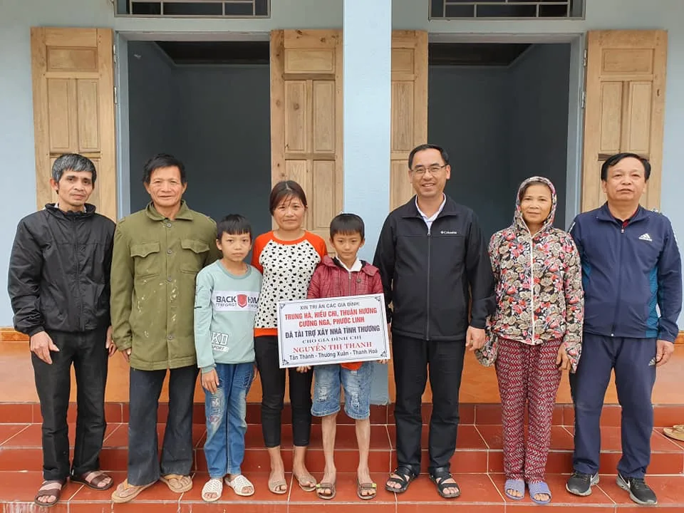 TRAO NHÀ TÌNH THƯƠNG CHO GIA ĐINH CHỊ NGUYỄN THỊ THANH