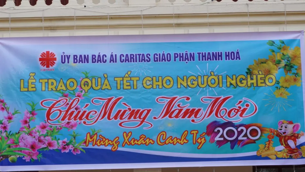 Trao quà Tết cho hội người mù tỉnh Thanh Hóa
