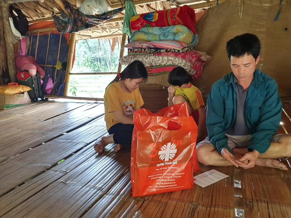 GIA CẢNH NHÀ ANH VI VĂN HINH