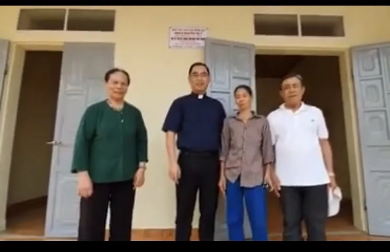 TRAO NHÀ TÌNH THƯƠNG CHO BÀ LÊ THỊ HƯƠNG