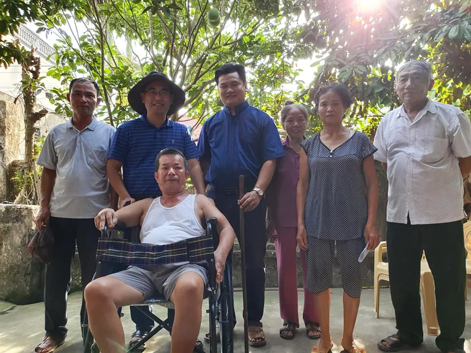Làm đôi chân cho người què cụt…