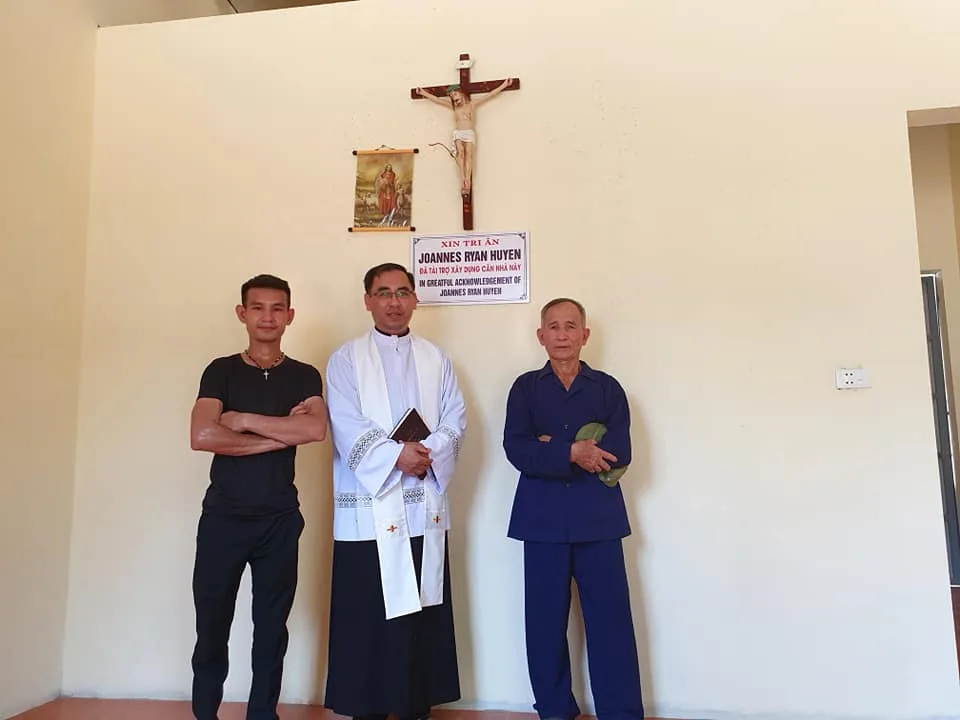 TRAO NHÀ CHO GIA ĐÌNH EM NGUYỄN VĂN CÔNG