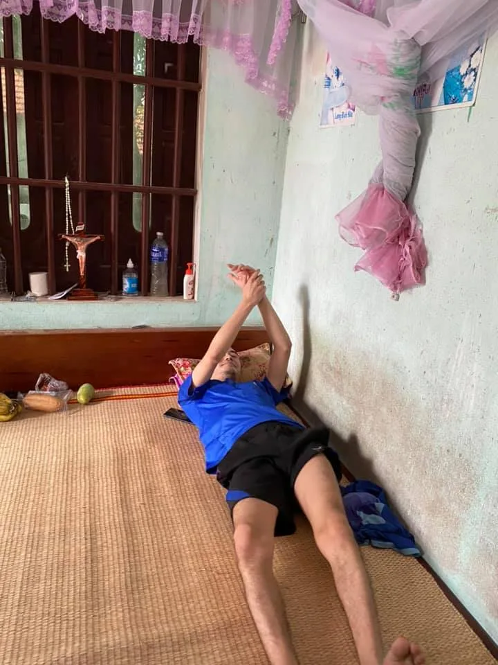Làm đôi chân cho người què cụt…