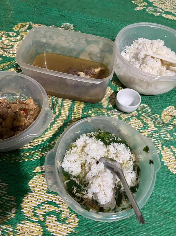 MỘT VÀI HÌNH ẢNH TỔ THỢ CARITAS THANH HOÁ ĐANG XÂY NHÀ TÌNH THƯƠNG CHO DÂN CHÀI CỰ KHÁNH TẠI XÃ ĐỊNH CÔNG, HUYỆN YÊN ĐỊNH, TỈNH THANH HOÁ