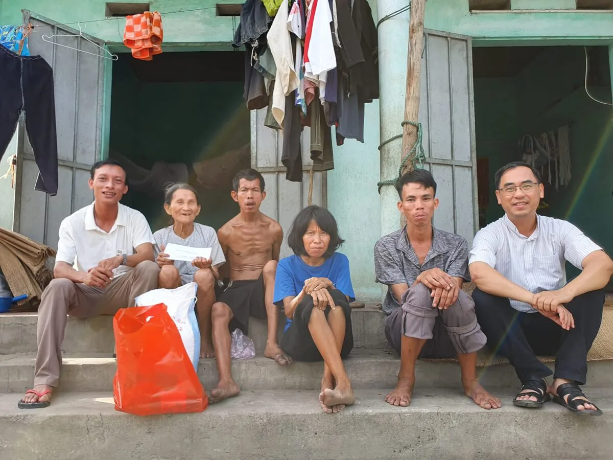 Thăm bà Gấm, người mẹ già có 4 đứa con tâm thần.