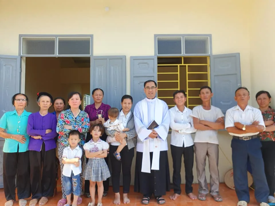 TRAO NHÀ TÌNH THƯƠNG CHO GIA ĐÌNH ANH NGUYỄN VĂN LỢI