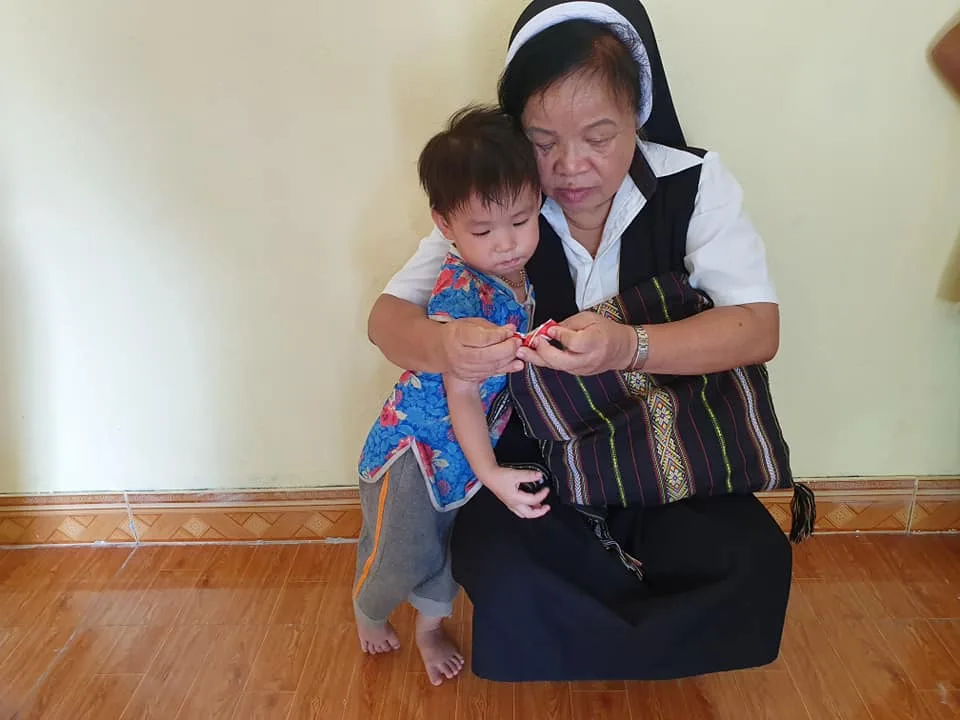 TRAO NHÀ TÌNH THƯƠNG CHO GIA ĐÌNH CHỊ PHẠM THỊ SANG