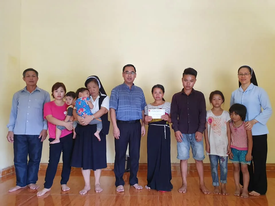 TRAO NHÀ TÌNH THƯƠNG CHO GIA ĐÌNH CHỊ PHẠM THỊ SANG