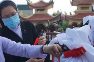 THÁNH LỄ CẦU NGUYỆN CHO CÁC THAI NHI – GHĨA TRANG GX.SẦM SƠN -GP THANH HÓA