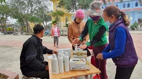 KHÁM BỆNH VÀ PHÁT THUỐC MIỄN PHÍ TẠI GIÁO XỨ NGỌC LẪM