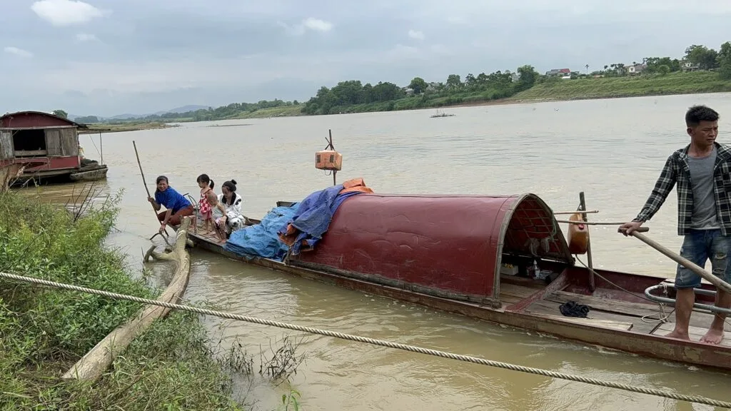 CĂN NHÀ TRONG MƠ CỦA NGƯỜI DÂN CHÀI THỊ TRẤN QUÝ LỘC, HUYỆN YÊN ĐỊNH, TỈNH THANH HOÁ