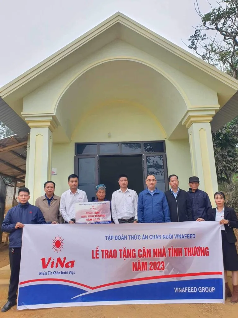 NHỮNG CĂN NHÀ TRONG MƠ CỦA CÁC GIA ĐÌNH DÂN TỘC VÀ DÂN CHÀI