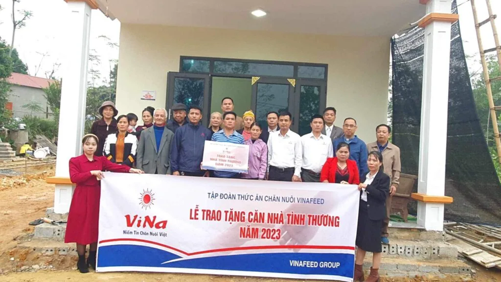 NHỮNG CĂN NHÀ TRONG MƠ CỦA CÁC GIA ĐÌNH DÂN TỘC VÀ DÂN CHÀI