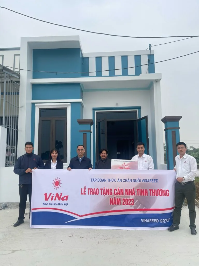 NHỮNG CĂN NHÀ TRONG MƠ CỦA CÁC GIA ĐÌNH DÂN TỘC VÀ DÂN CHÀI