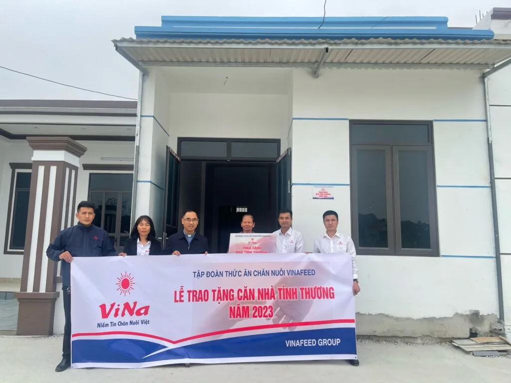 NHỮNG CĂN NHÀ TRONG MƠ CỦA CÁC GIA ĐÌNH DÂN TỘC VÀ DÂN CHÀI