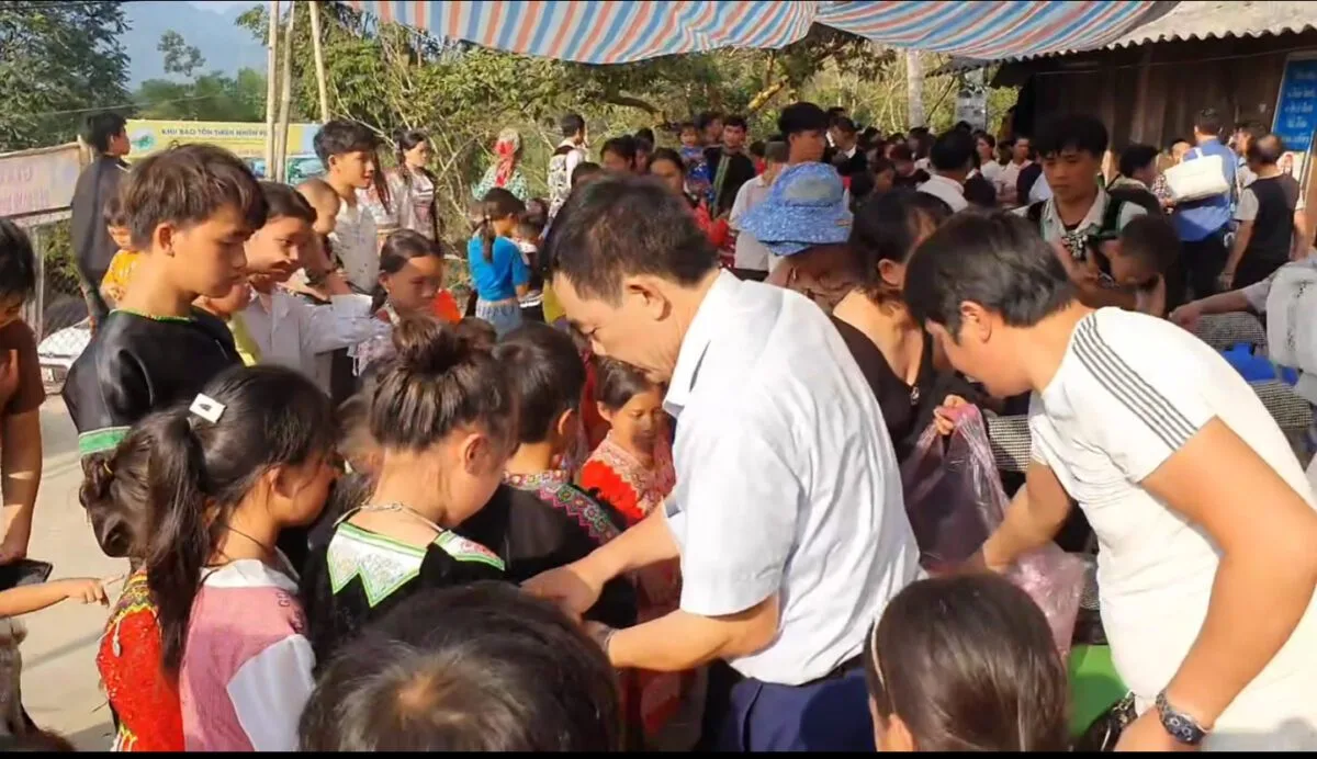 NIỀM VUI ĐẦU XUÂN THẮM ĐƯỢM TÌNH CHÚA VÀ TÌNH NGƯỜI