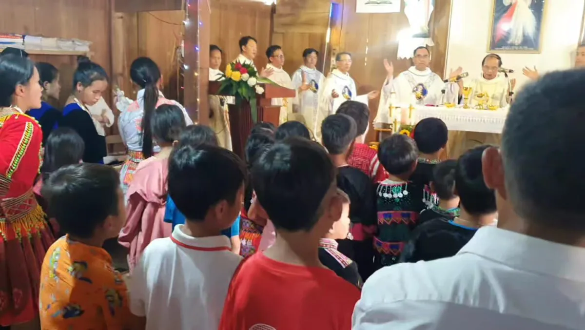 THÁNH LỄ ĐẦU XUÂN TẠI CỘNG ĐOÀN CÔNG GIÁO SUỐI TÔN, XÃ PHÚ SƠN, HUYỆN QUAN HOÁ, TỈNH THANH HOÁ