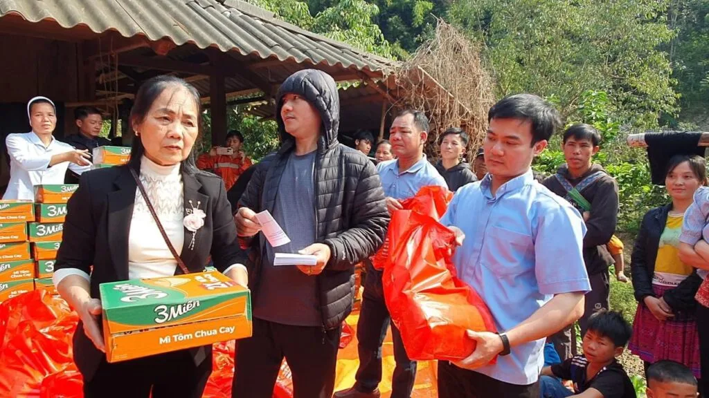 CARITAS THANH HOÁ – BÁC ÁI MÙA CHAY