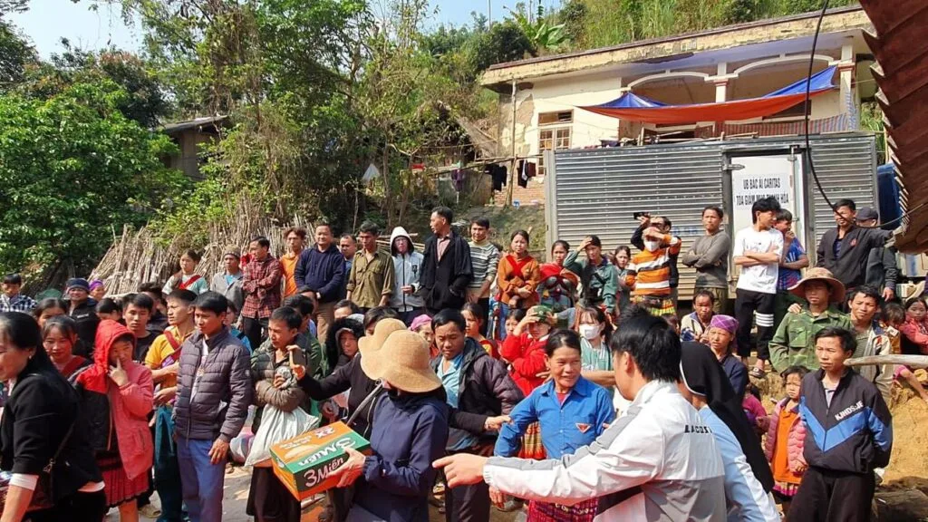CARITAS THANH HOÁ – BÁC ÁI MÙA CHAY