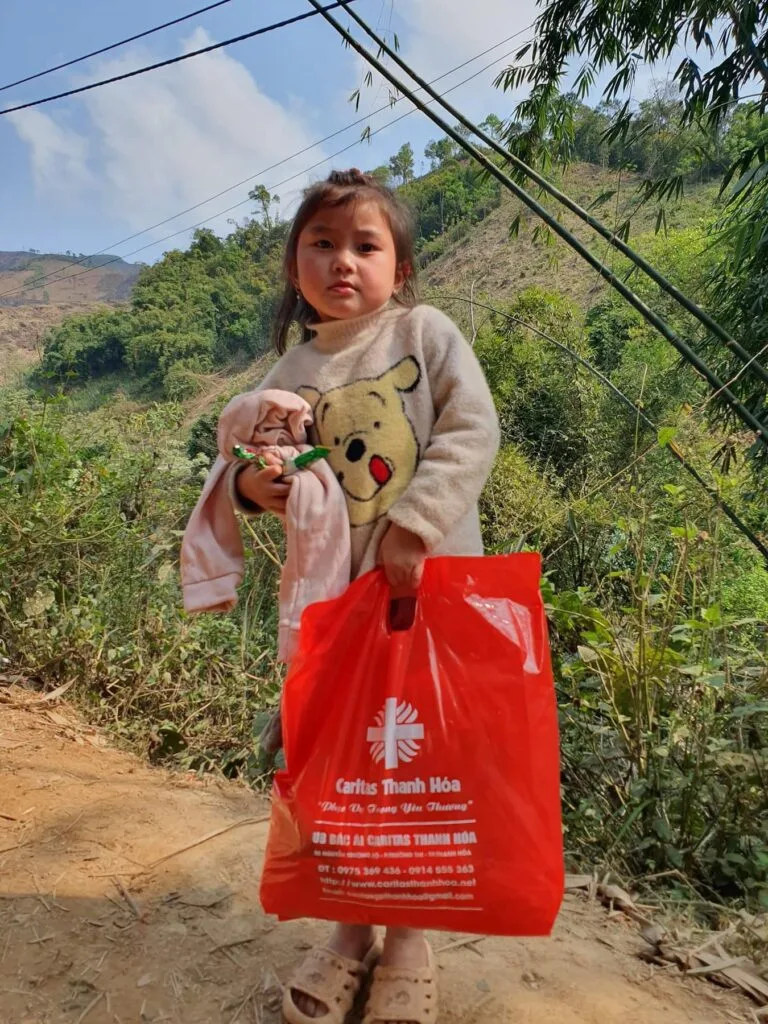 CARITAS THANH HOÁ – BÁC ÁI MÙA CHAY