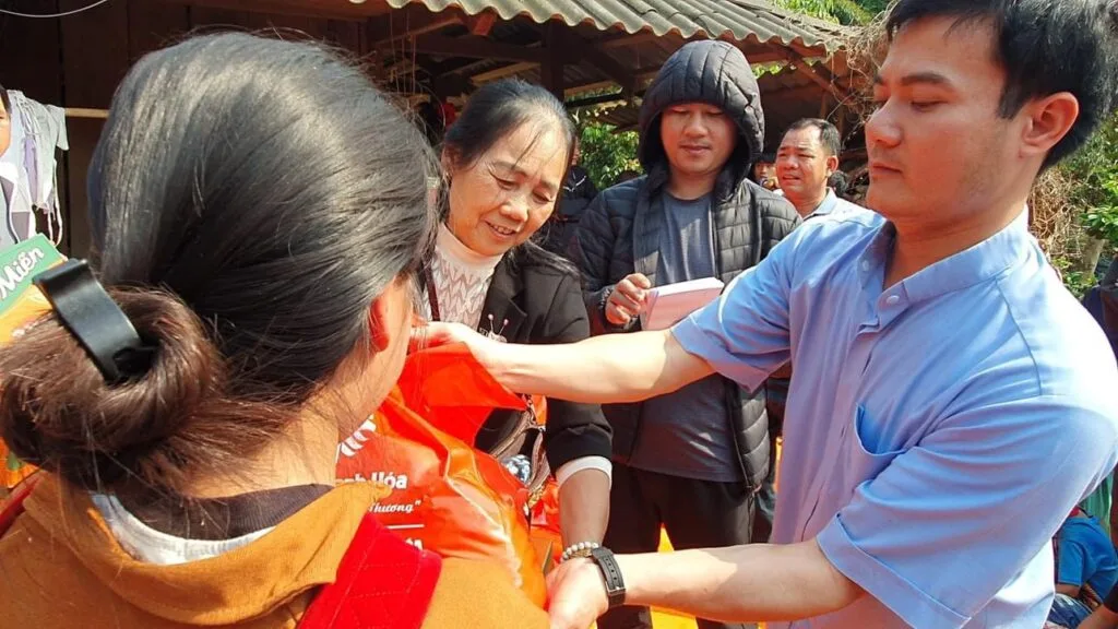 CARITAS THANH HOÁ – BÁC ÁI MÙA CHAY