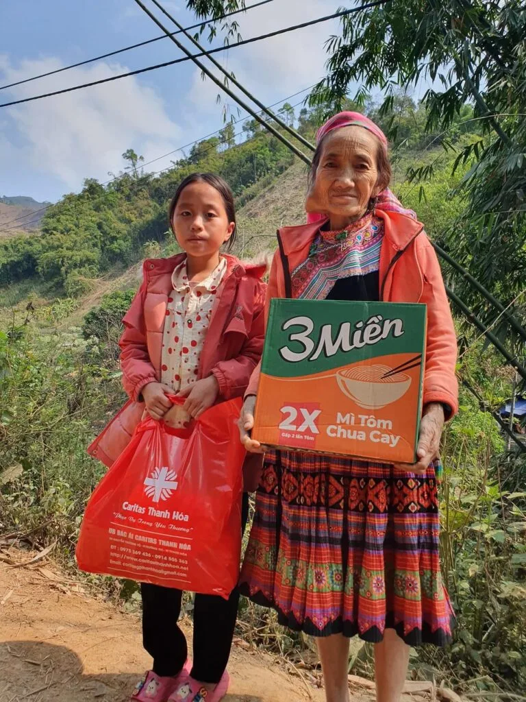 CARITAS THANH HOÁ – BÁC ÁI MÙA CHAY