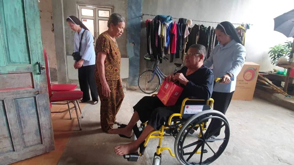 Nụ Cười Rạng Rỡ Trên Môi Người Khuyết Tật – Caritas Thanh Hoá