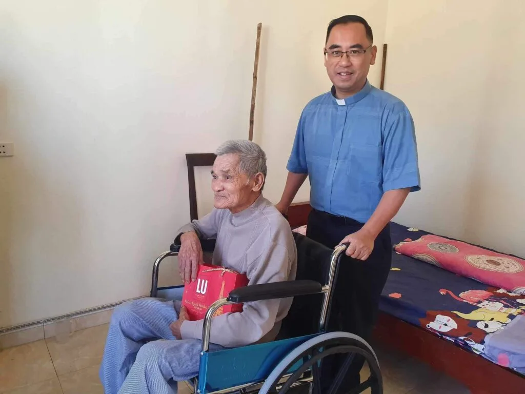 Nụ Cười Rạng Rỡ Trên Môi Người Khuyết Tật – Caritas Thanh Hoá