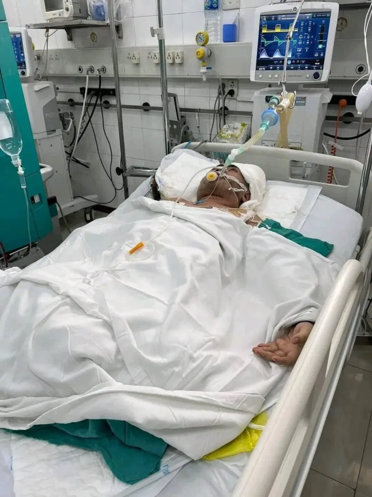CẦN SỰ CHUNG TAY GIÚP ĐỠ EM HỒ ĐỨC CƯỜNG