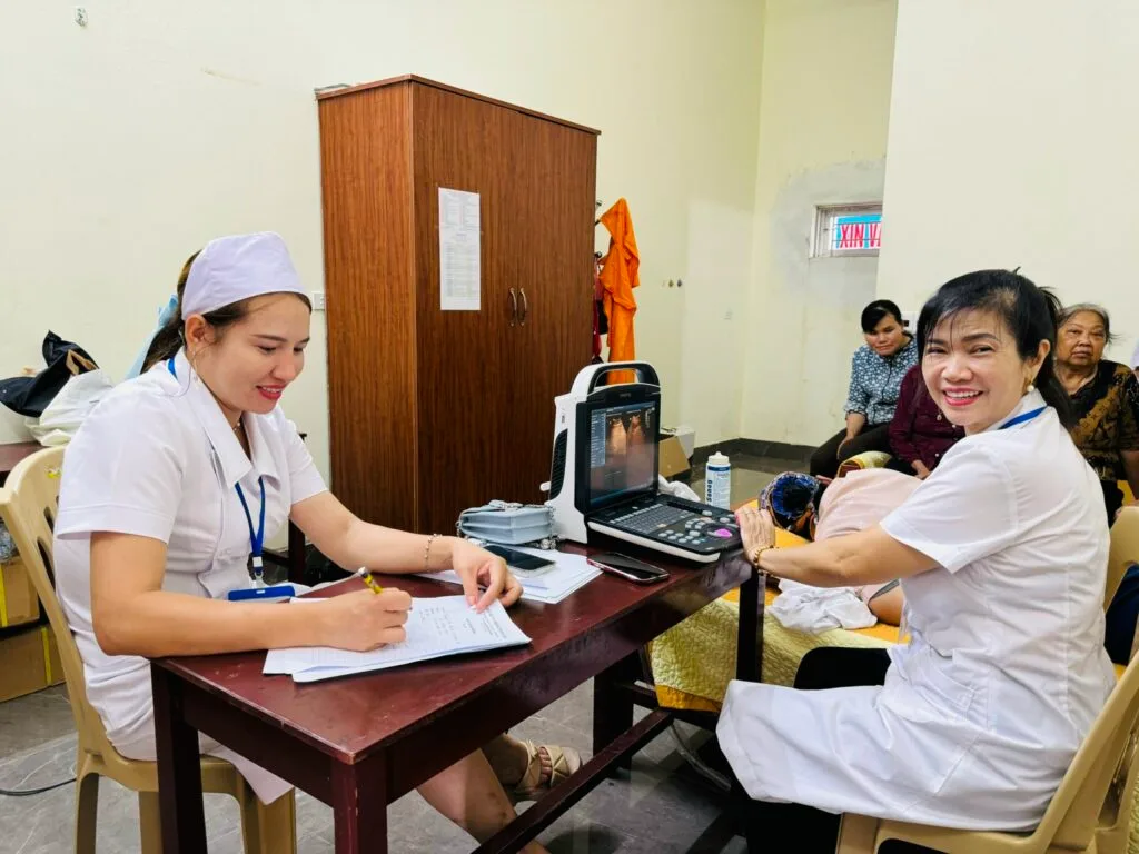 Caritas Thanh Hoá và Hội Thầy Thuốc Samaritano Mang Tình Thương Yêu Tới Giáo Xứ Dương Giao