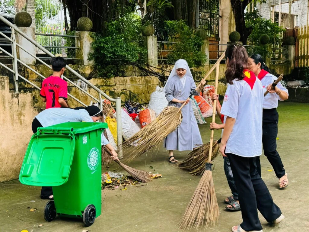 Buổi lễ phát động phong trào bảo vệ môi trường tại giáo xứ Phúc Địa, giáo phận Thanh Hóa: Nỗ lực chung tay bảo vệ ngôi nhà chung
