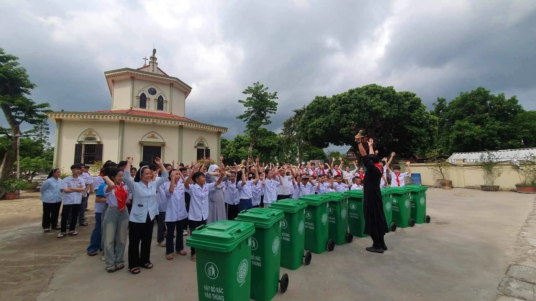 Tiếng Chuông Cảnh Tỉnh Cho Hành Tinh Xanh – Caritas Thanh Hoá Và Sứ Mạng Gieo Mầm Yêu Thiên Nhiên Môi Trường Nơi Giáo Xứ Gia Hà