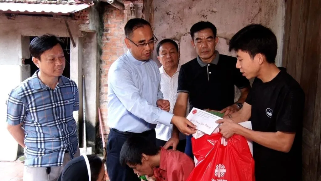 Caritas Thanh Hoá: Mang Tình Thương Yêu Đến Những Mảnh Đời Khó Khăn