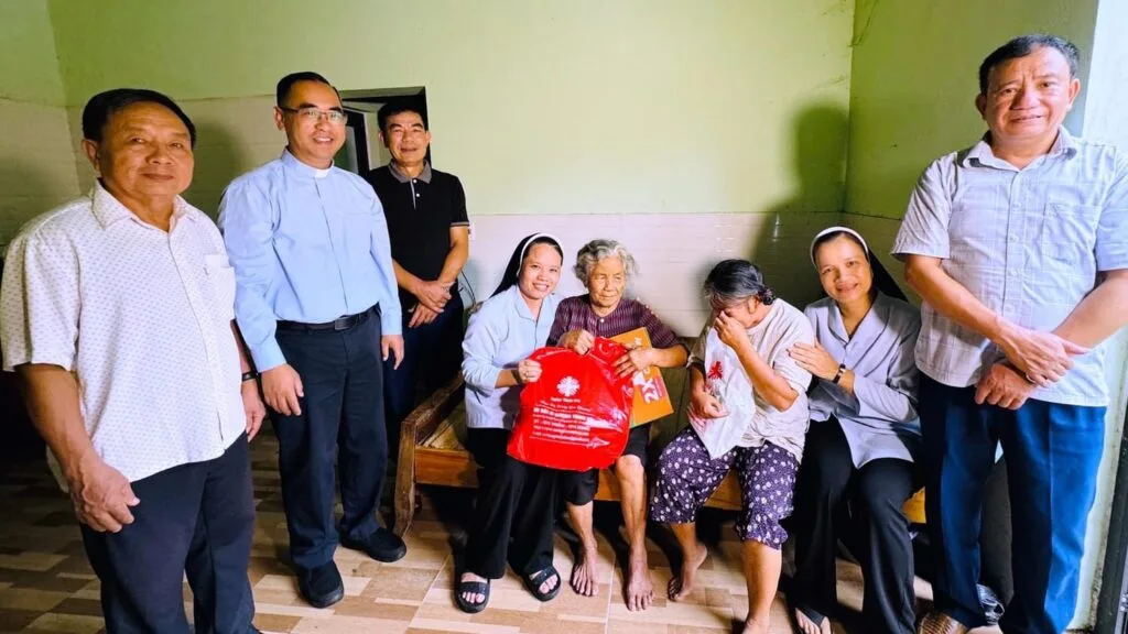 Caritas Thanh Hoá: Mang Tình Thương Yêu Đến Những Mảnh Đời Khó Khăn