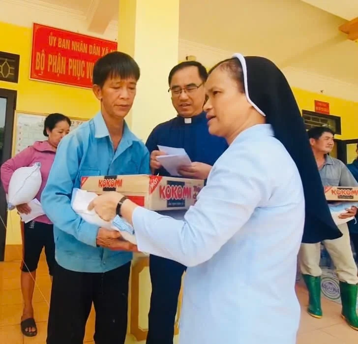 Gánh Nặng Cuộc Đời Và Tia Hy Vọng Le Lói