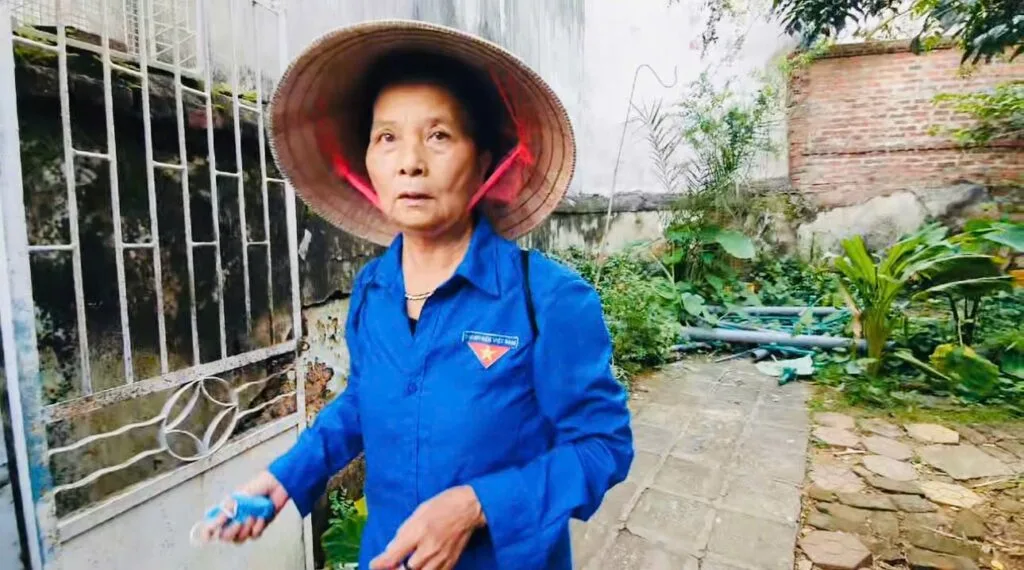 Những Con Người Đau Khổ Giữa Đời Thường