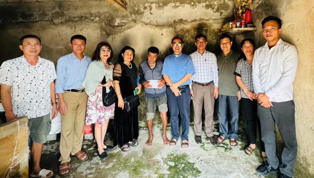 Tình Người Ấm Áp Giữa Lòng Đông Quang
