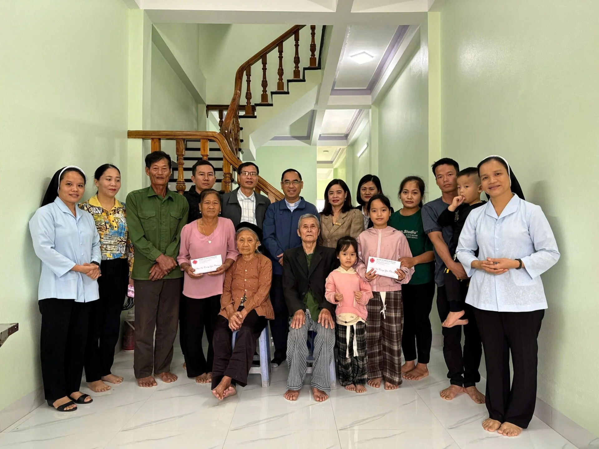 Niềm Vui Nhân Đôi, Mái Ấm Vững Bền