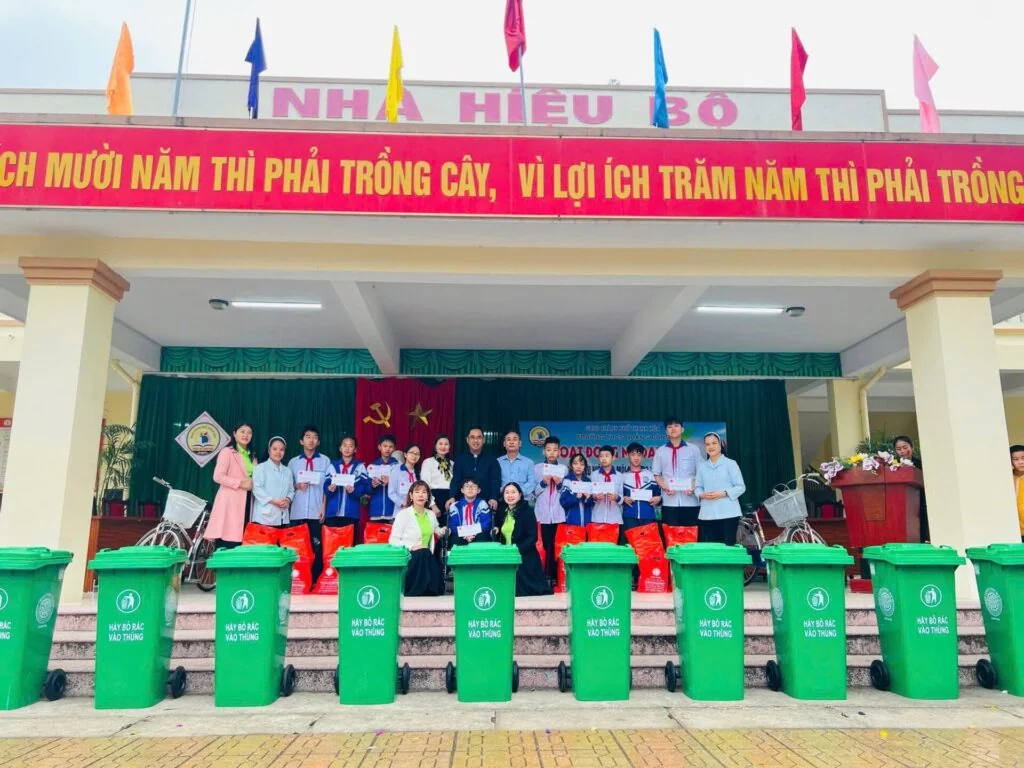 Caritas Thanh Hóa: Hạt Giống Yêu Thương Đâm Chồi Tại Trường THCS Quảng Đông