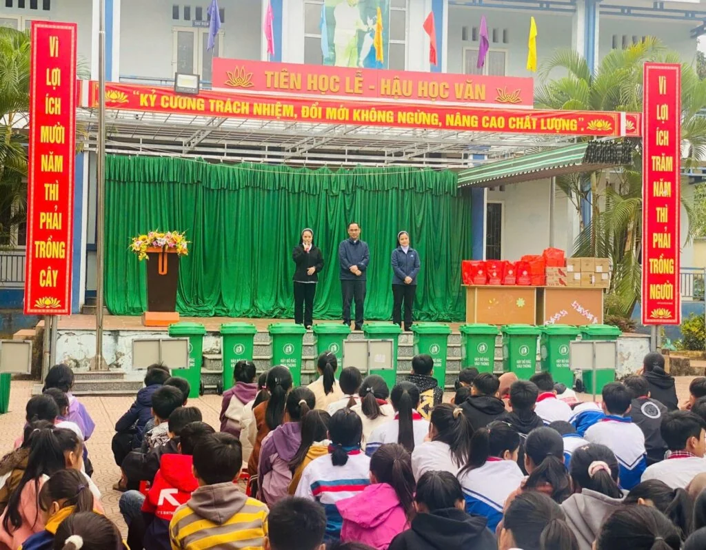 Hạt Giống Yêu Thương Xanh Tươi Tại Trường THCS Hiền Chung, Quan Hoá
