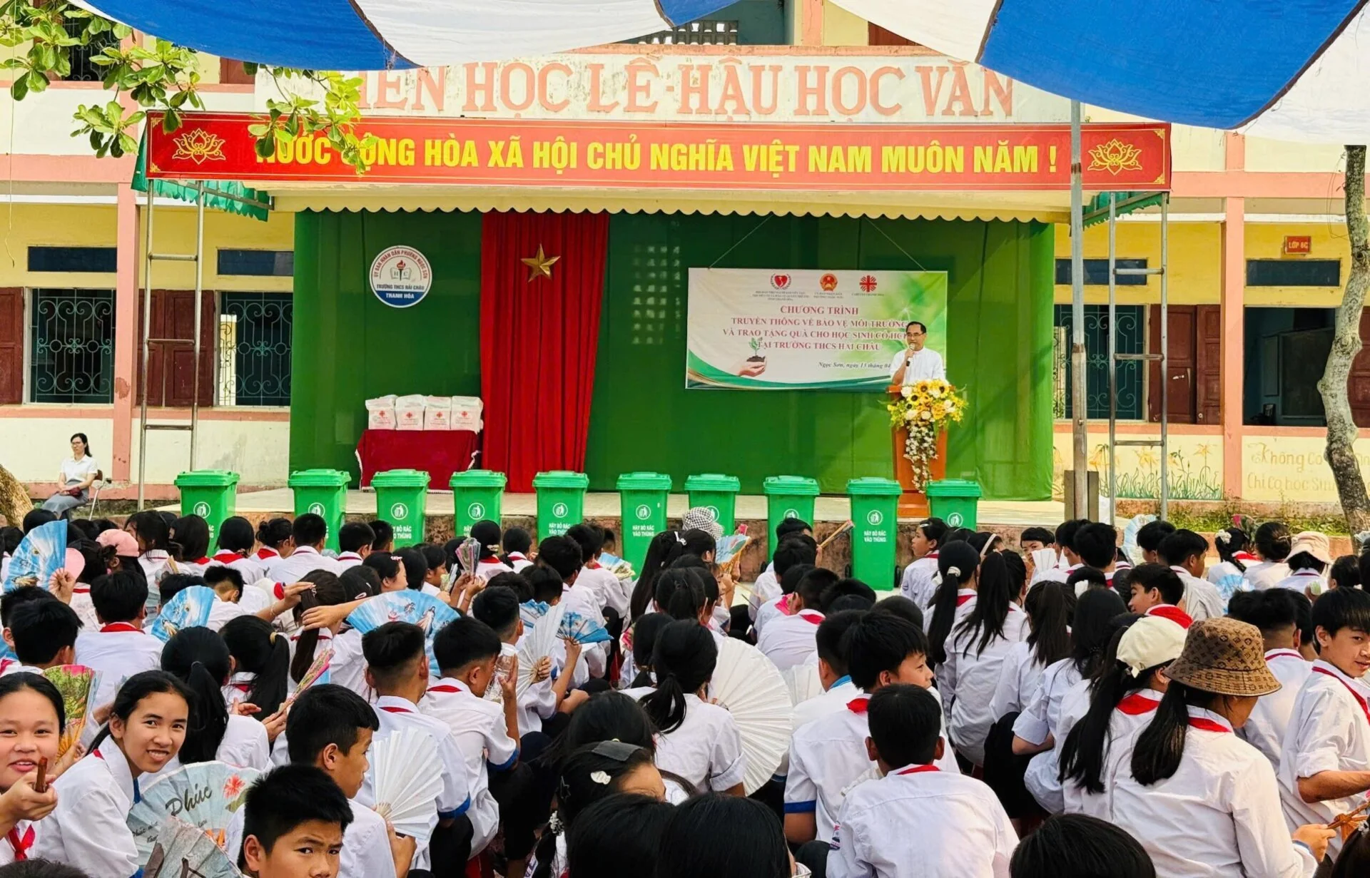 Mầm Xanh Hy Vọng Giữa Những Ngày Nắng Nóng