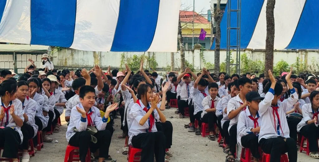 Mầm Xanh Hy Vọng Giữa Những Ngày Nắng Nóng