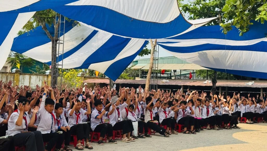 Mầm Xanh Hy Vọng Giữa Những Ngày Nắng Nóng