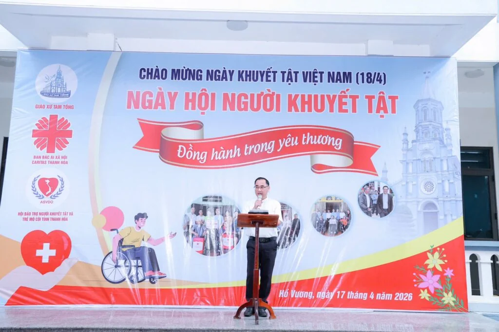 ĐỒNG HÀNH TRONG YÊU THƯƠNG: KHI NHỮNG “VẦNG TRĂNG KHUYẾT” TỎA SÁNG